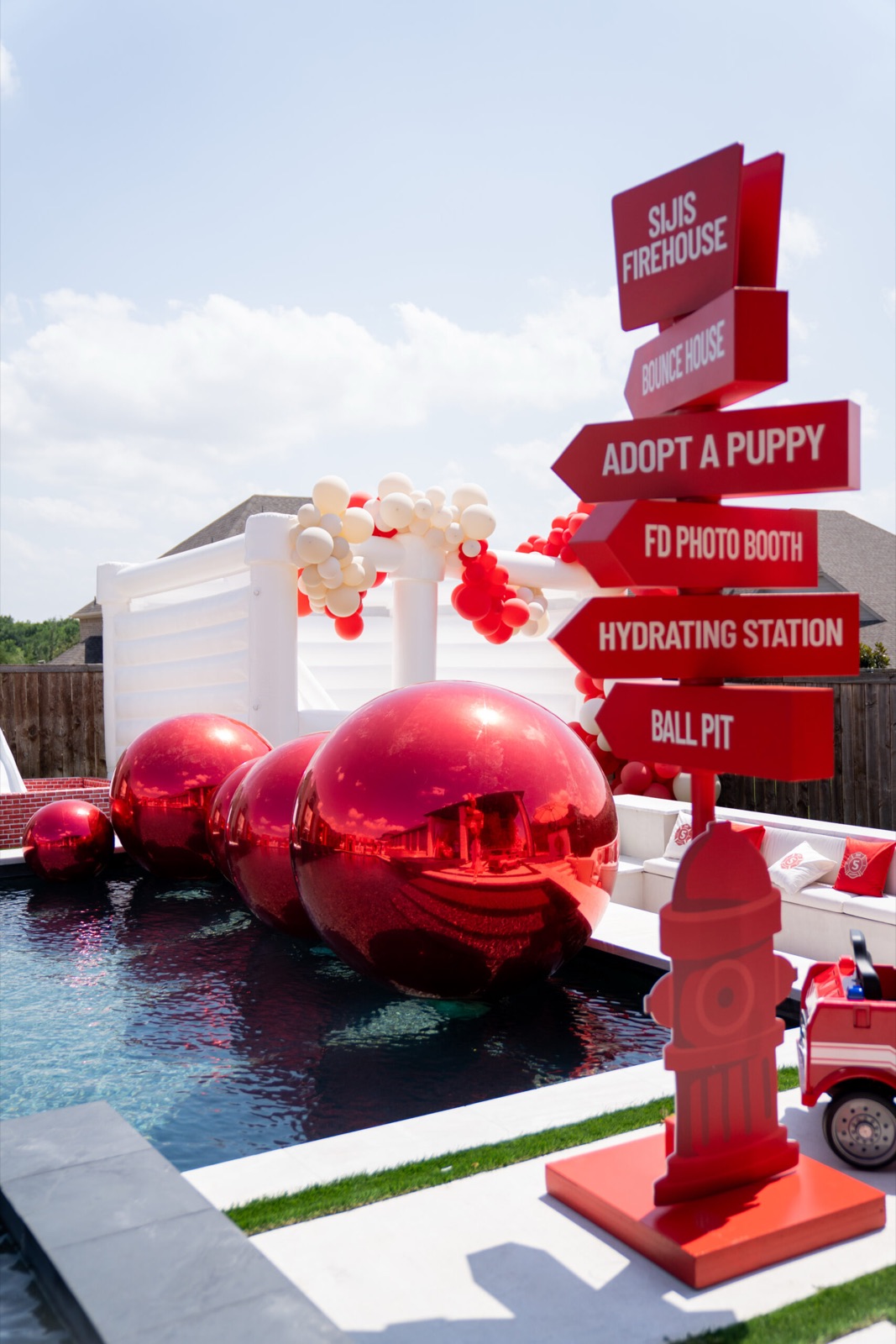 Poolside details